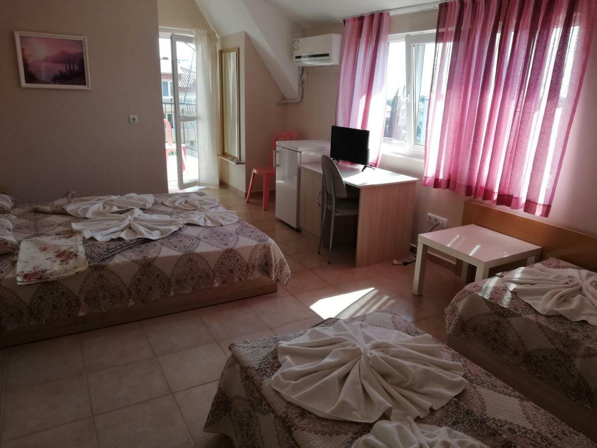 Apartments Ivelin Lozenets Bilik gambar
